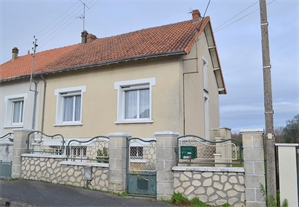 maison-villa à la vente -   86100  CHATELLERAULT, surface 56 m2 vente maison-villa - APR712434